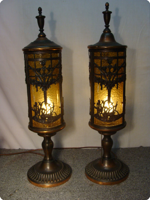 Lamps with Swan Motif